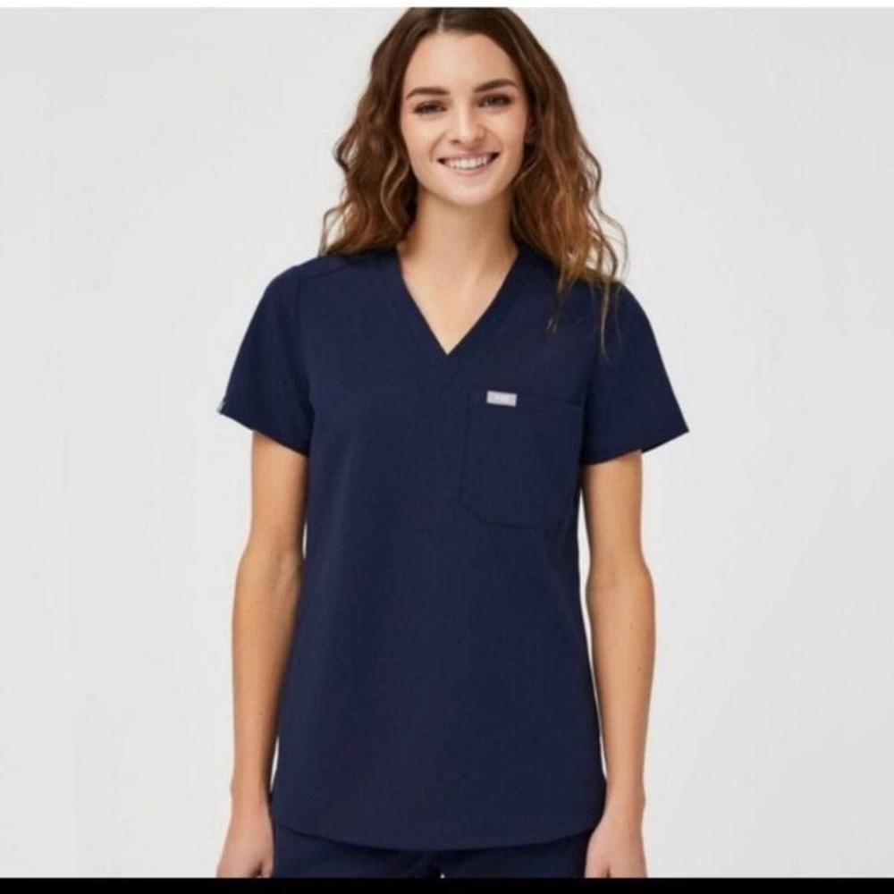 Figs Catarina™ One-Pocket Scrub Top